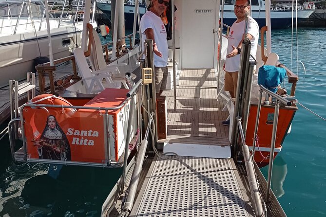 3-Hours Private Tour to Accessible Boat en Canary Island - Price and value: $602.06 per group (up to 10)