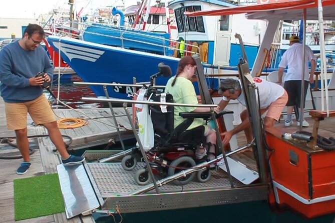 3-Hours Shared Tour to Accessible Boat en Canary Island - Entering Tenerife Ocean Time From Los Cristianos