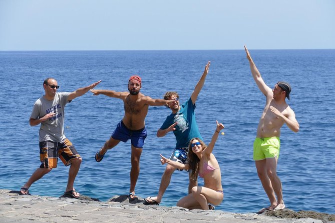 Acroyoga Tenerife Partner Yoga class - What to bring (and what you can skip)