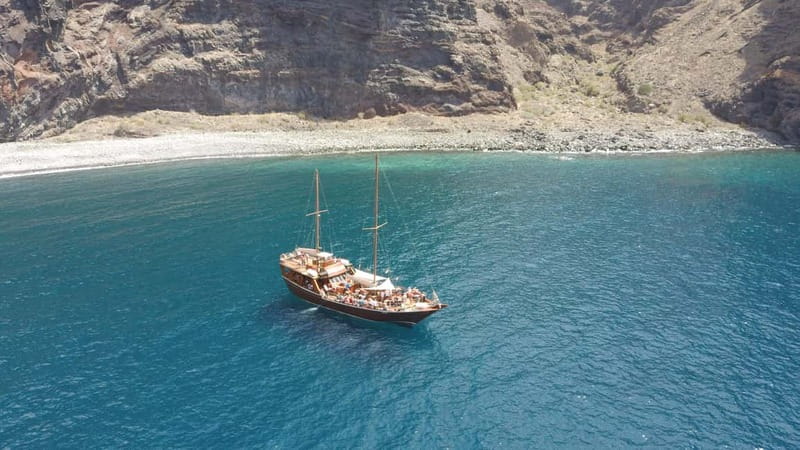 Adeje: Whale Watching, Lunch & Swim Stop at Los Gigantes - Masca Bay swim stop: how to do it safely and enjoy it