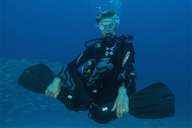 ADVANCED OPEN WATER CERTIFICATION - Improve your scuba diving skills up to 30m ! - What the PADI Advanced Open Water course actually gives you