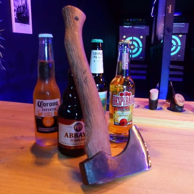 AXE THROWING TENERIFE - Where it is and how the hour actually feels