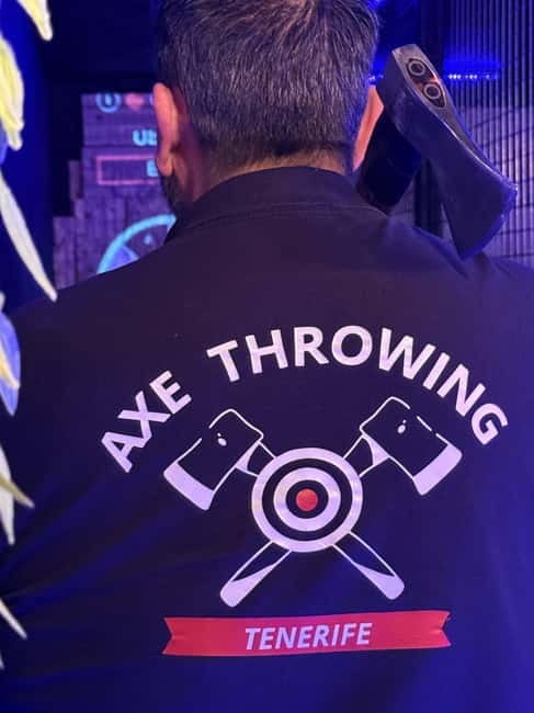 AXE THROWING TENERIFE - Safety rules that make this work for families