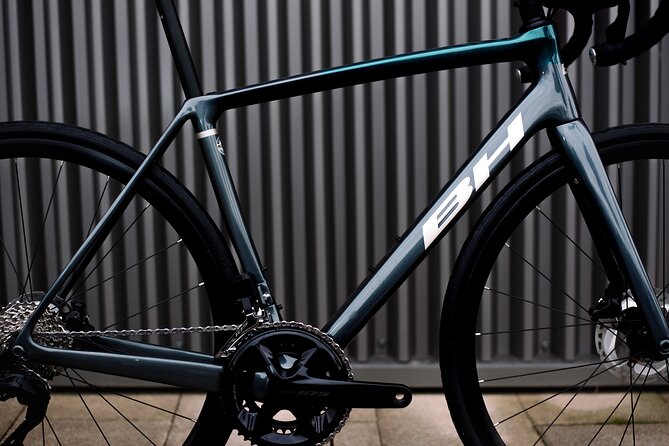 BH SL1 2.9 Road Bike Rental in Tenerife - Service at TeideBike: fast handover, clear advice, friendly mechanics
