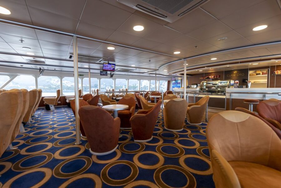 Canary Islands: Ferry Ticket Tenerife/La Gomera - Los Cristianos to San Sebastián: a fast catamaran trip in 50 minutes