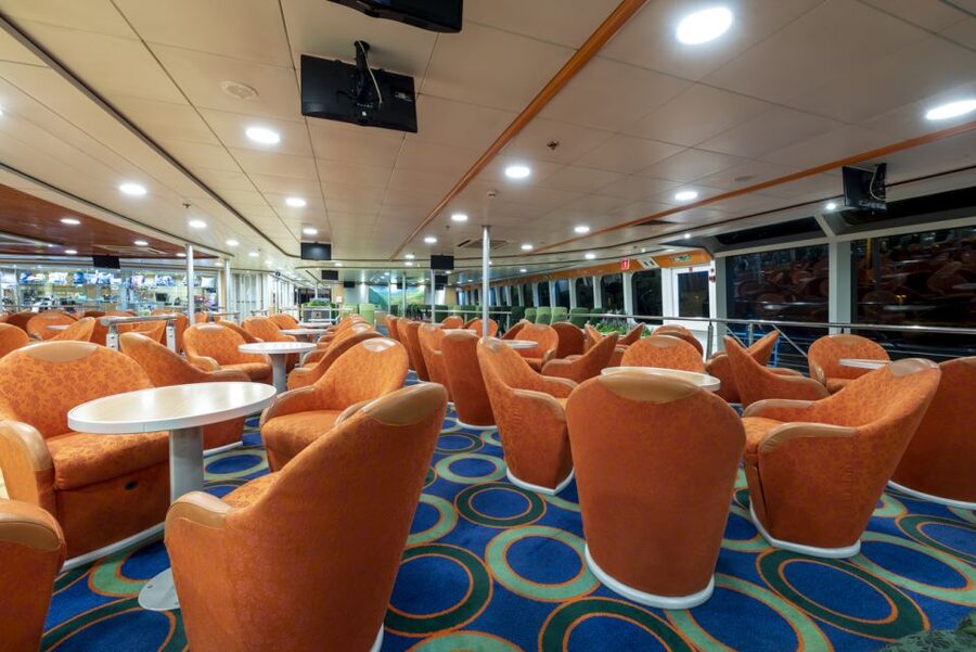 Canary Islands: Ferry Ticket Tenerife/La Gomera - Bringing your dog: Pet Cabin space and the rules you must follow