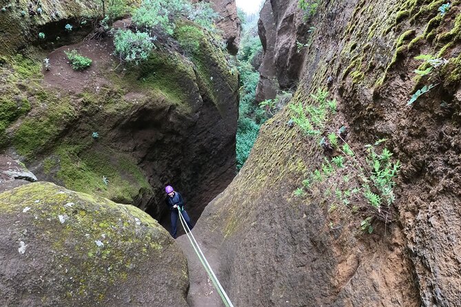 Canyoning in Los Arcos - Los Arcos Canyoning: Dry Volcanic Walls and the Real Work of Gravity