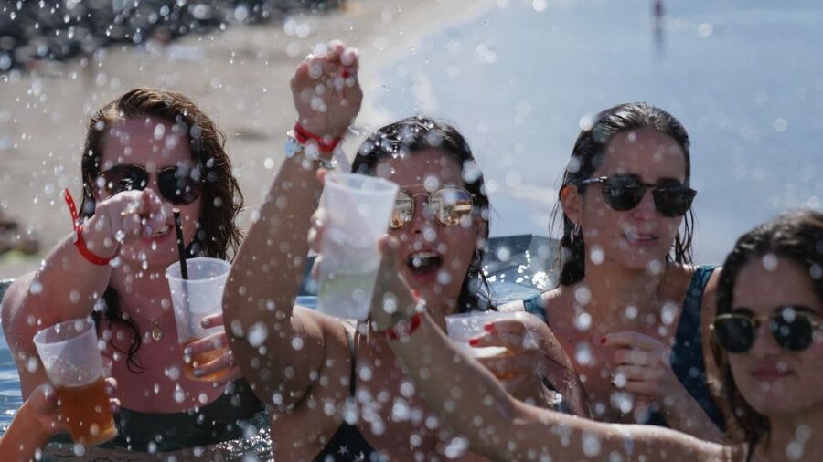 Costa Adeje: Tenerife Monkey Beach Club Utopia Pool Party - Getting to Cielo and finding your way fast