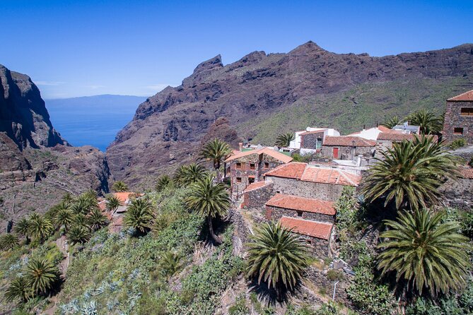 Full-Day Vip Masca and Teide Tour From South Tenerife - Los Roques de Garcia: The Photo Stop You’ll Actually Appreciate