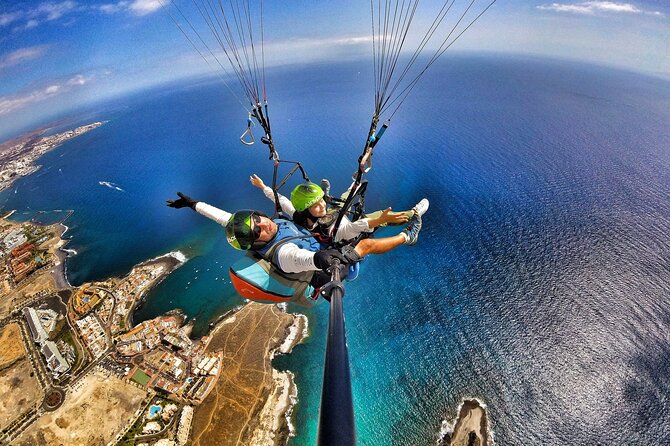 GOLD paragliding flight including videos/photos, t-shirt and a bottle of Cava - Should You Book Gold Paragliding in Tenerife?