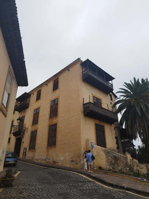 Guided walking tour in La Orotava 1:30 min, Tenerife - Jardines Victoria: Why This Garden Feels Different on Tenerife