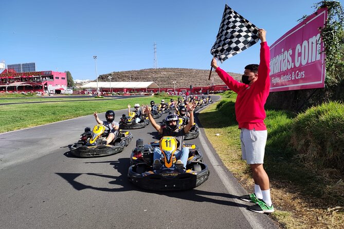 Karting Club Tenerife - Junior vs Senior tracks: how families race together