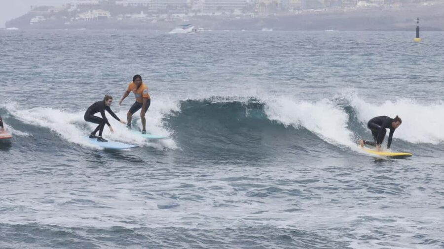 Las Américas: Inolvidable Private Surf Lesson Max 5persons - The best part: tailored coaching in a group of up to 5