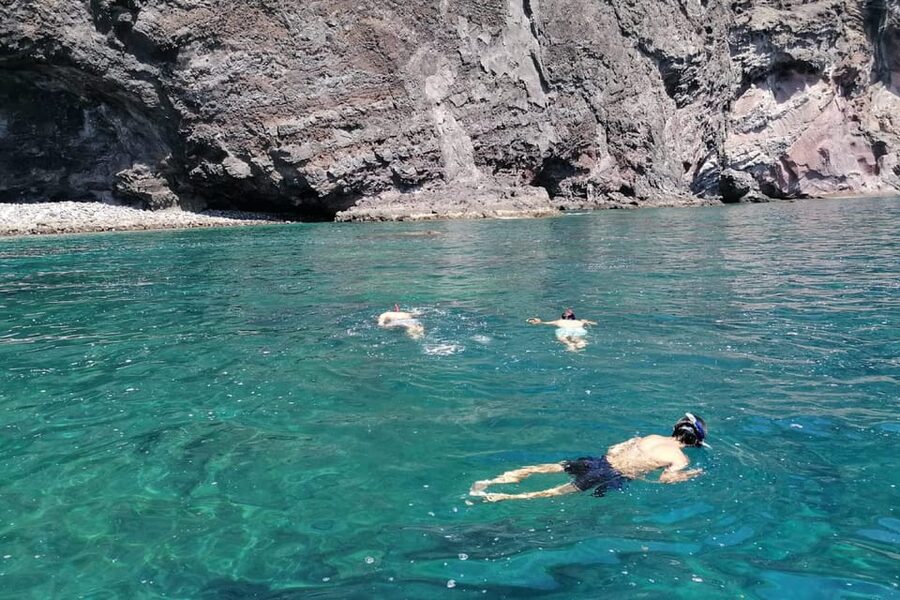 Los Gigantes to Teno: Boat trip with snorkeling & drinks - Practical tips before you go: what to bring and what to avoid