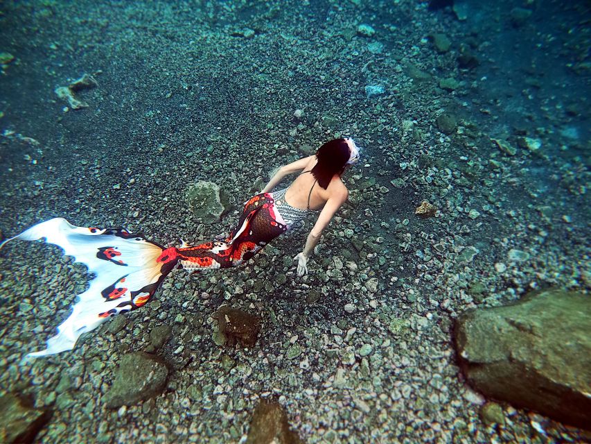 Mermaid Experience and Photo Shooting including make up - The Monofin Lesson: Breathing, Surfacing, and Staying Calm