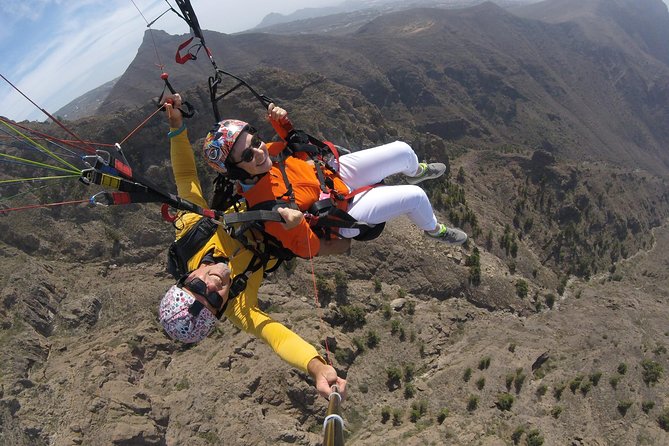 Paragliding Epic Experience in Tenerife with the Spanish Champion Team - Taucho (750m) vs. Ifonche (1000m): how they choose your flight