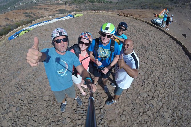 Paragliding Epic Experience in Tenerife with the Spanish Champion Team - Meeting point: Fotovuelo in Adeje and why it matters