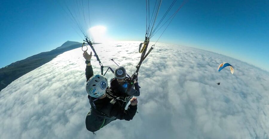 Paragliding Tenerife: Flight from Teide to Puerto de la Cruz - Weather changes: how they handle wind and different takeoff sites
