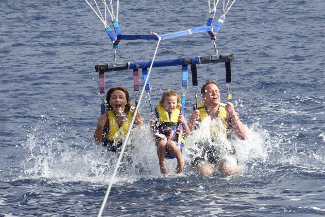 Parascending Tenerife. Stroll above the south Tenerife sea - Meeting at Av. de Colón and Showing Up at Pontoon 4