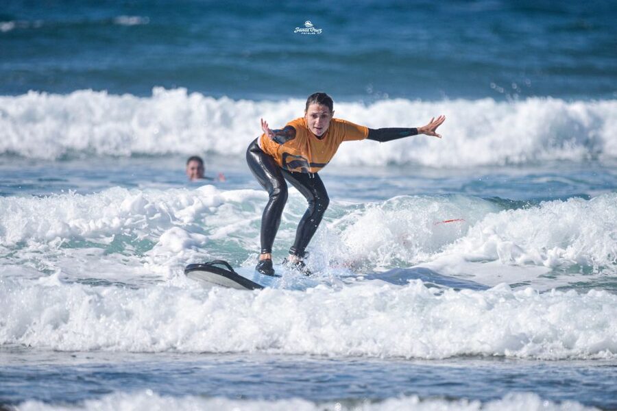 Playa de las Américas: Private or Small-Group Surf Lesson - Check-in at Kontraola and the equipment you’ll actually use