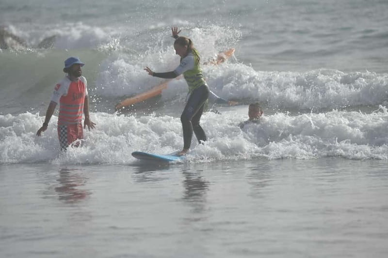 Playa de Las Americas: Surfing Lesson with Photo Analysis - Why the training board is the secret sauce for first-time surfers