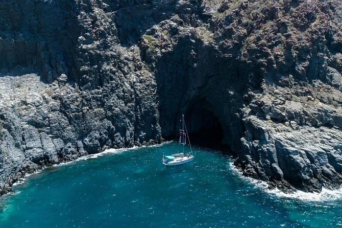 Premium Yacht Private Charter - Comfort, snacks, and the little details that change everything