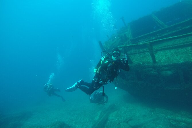 Private Dive Discovery for Beginners from a Boat - The Sandrine factor: one-on-one attention with a relaxed, professional team