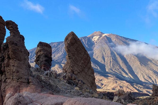 Private tour Teide National Park minimun 3 persons - Chio to Mirador Los Poleos (~1,400 m): where the day starts strong