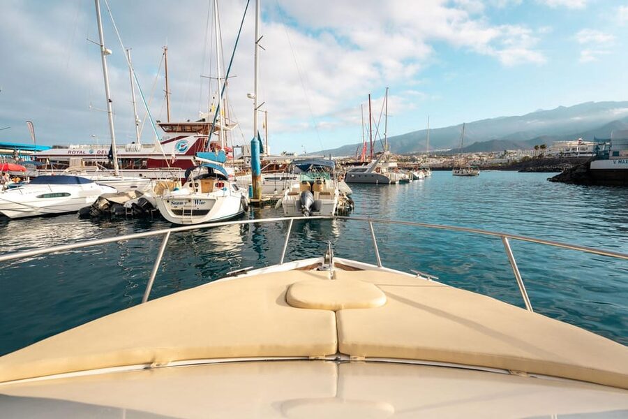 Puerto Colón: Coastal Boat Cruise with Swimming and Snacks - From Puerto Colón Dock 5 to Costa Adeje: the 3-hour rhythm