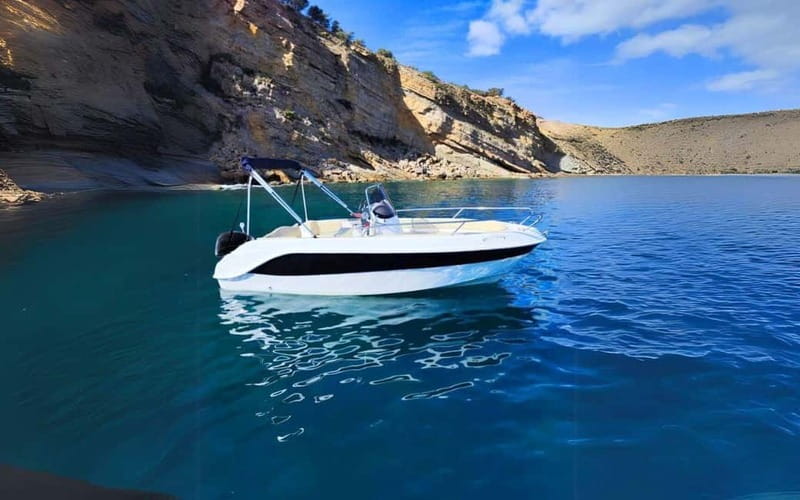 Puerto Colon: License-Free Self-Drive Boat in Tenerife - Snorkel Gear and Safety: The Basics You Should Use