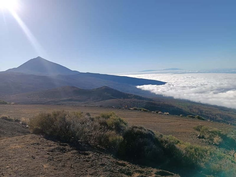Puerto Cruz: VIP Teide Sunset & Stars, Guachiche Lunch+Cava - Mirador El Retamar (2,100 m): sunset plus your cava aperitif moment