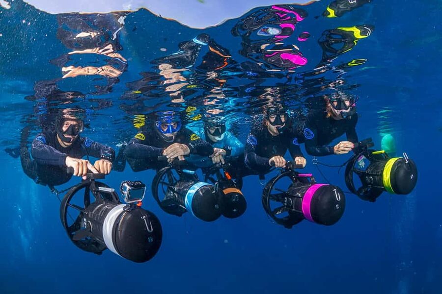 Radazul: Family-Friendly Jet Snorkeling Tour - Getting set up at Macaronesian Divers in Buceo en Tenerife