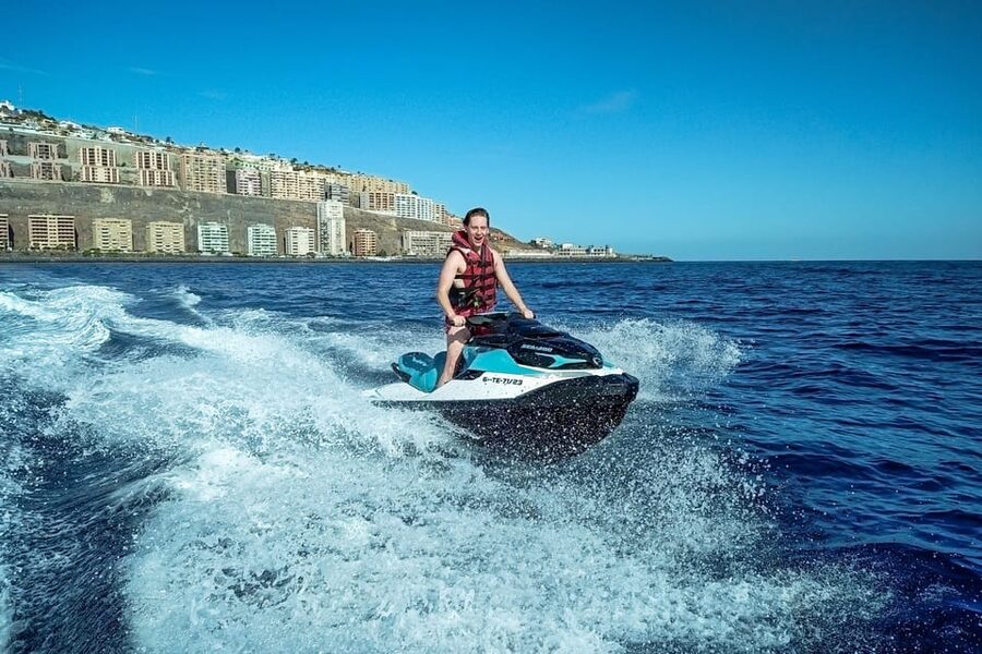 Ride the Atlantic Ocean - Radazul Marina Check-In: What the First 15 Minutes Feel Like