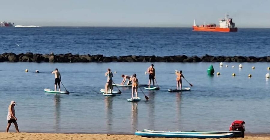 Santa Cruz de Tenerife: Las Teresitas Stand Up Paddle Course - The first 20 minutes: your instructor helps you get your bearings fast