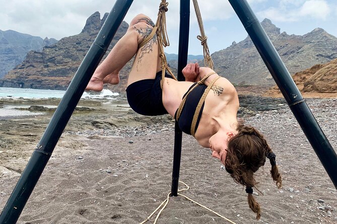Shibari on the Beach - Shibari in Tenerife: a rope lesson that treats consent like craft