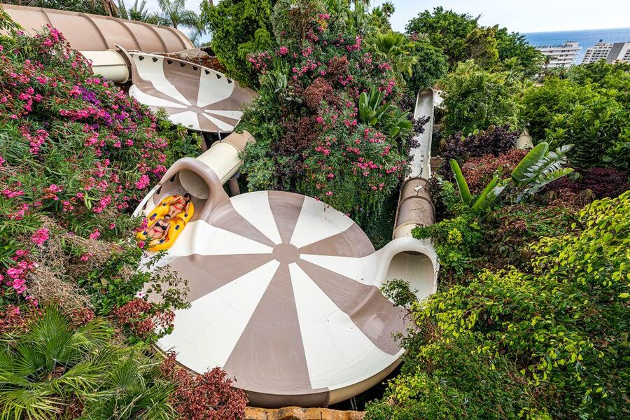 Siam Park Entry Tickets - Floating Market, Thai Massage, and Where the Theme Shines