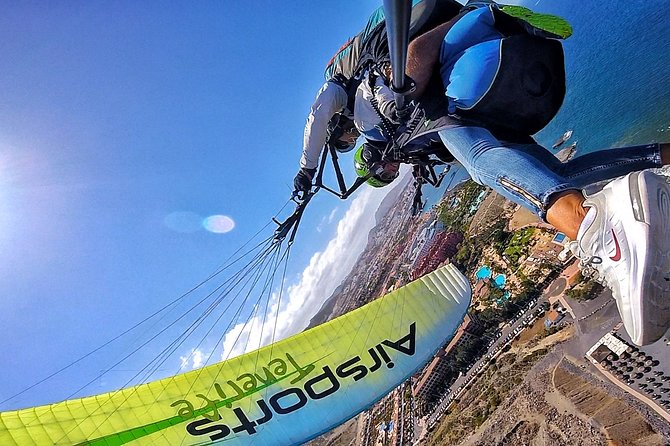 SILVER 1000m paragliding tandem flight above South Tenerife - The flight: thermals, air layers, and your pilot’s running commentary