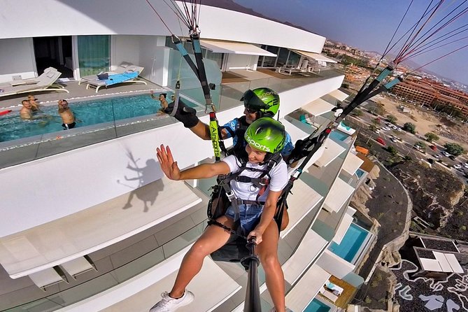 SILVER 1000m paragliding tandem flight above South Tenerife - Who this is best for (and who should sit this one out)