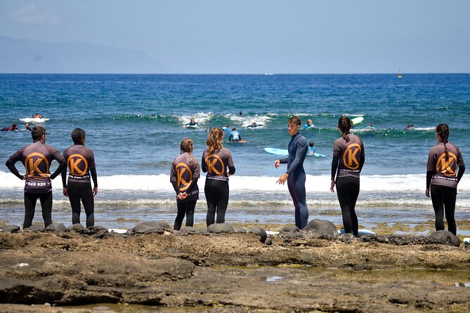 small group surf lesson in Playa de las Américas,Tenerife - Gear, Lockers, Showers: The Little Things That Make It Feel Worth It