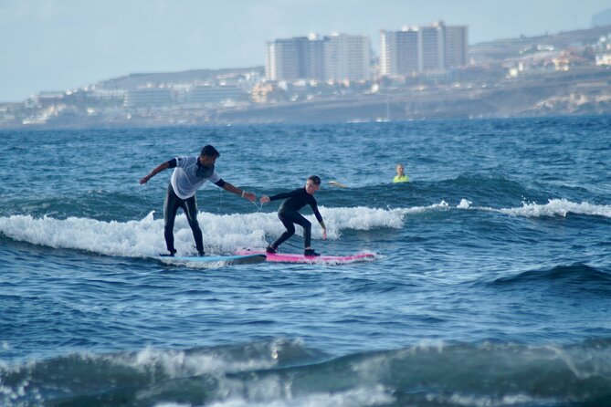 Surfing lessons in Las Americas - Where You Meet and How You Get to the Water