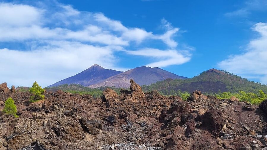 Teide National Park and Vilaflor - Roques de García: The Main Photo Stop You’ll Want Time For