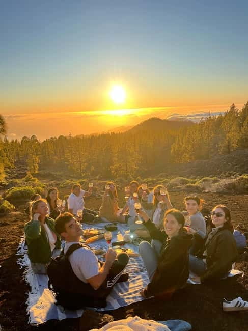 Teide: Small Group Sunset Adventure with Picnic & Stargazing - Stargazing after dark: constellation spotting that you can actually use