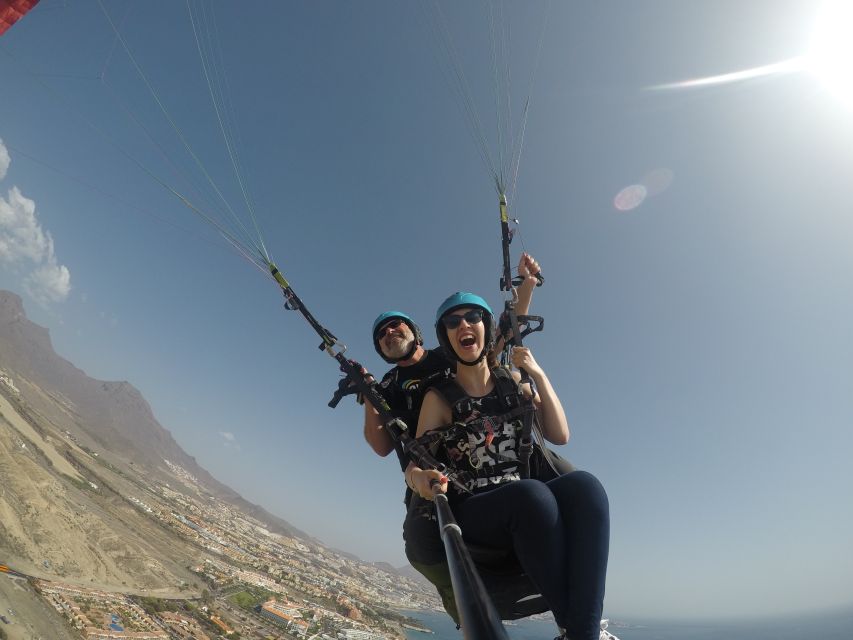 Tenerife: Acrobatic Paragliding Tandem Flight - Photos and videos: optional, but easy money if you care about memories
