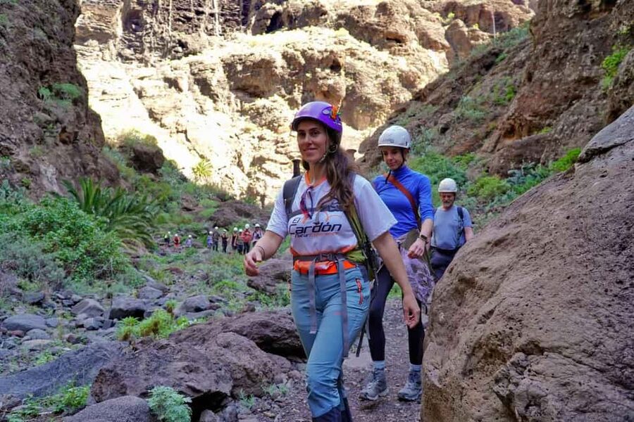 Tenerife Barranco de Masca: Guided hike + boat ride + transport - Meeting point in Santiago del Teide: how the morning sets you up