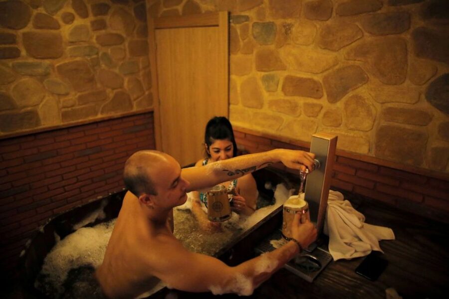 Tenerife: Beer Spa Experience with Tastings and Snacks - Key things I think you’ll notice fast