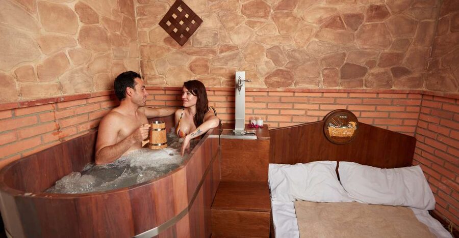 Tenerife: Beer Spa Experience with Tastings and Snacks - Snacks and tastings: small bites, not a meal