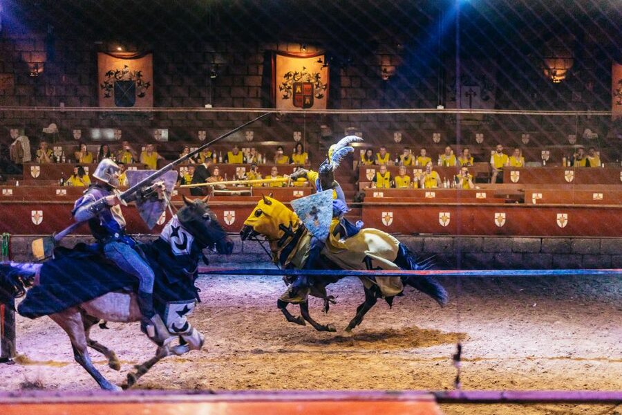 Tenerife: Castillo San Miguel Medieval Show with Dinner - Getting There: Own Transport, Free Parking, or Optional Pickup/Drop-Off