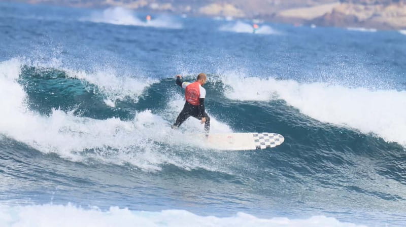 Tenerife : clases de surf para principiantes y intermedios - Intermediate-friendly without leaving beginners behind