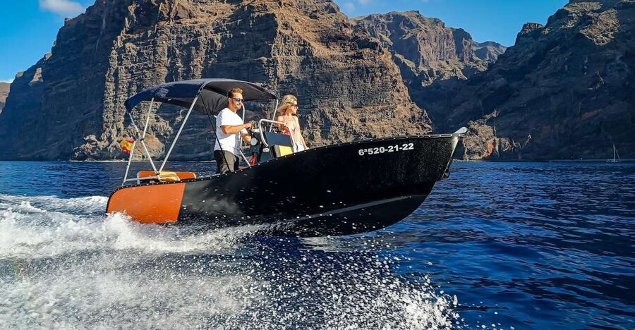 Tenerife: Discover Los Gigantes While Navigating a Boat - Helm Time in Los Gigantes: What It Feels Like to Do More Than Watch