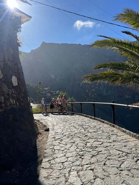 Tenerife: Masca, Los Gigantes & Natural Pools + Picnic - Why the guide and the small group matter on this route
